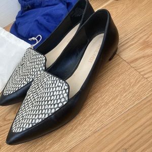 Nine West flats